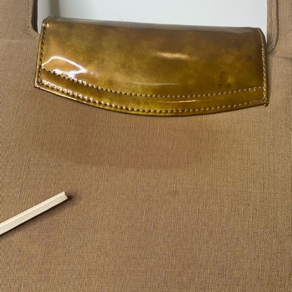 Stuart Weitzman Gold Vintage Silk / Patent Leather Top Handle Evening Bag Spain - Picture 7 of 17